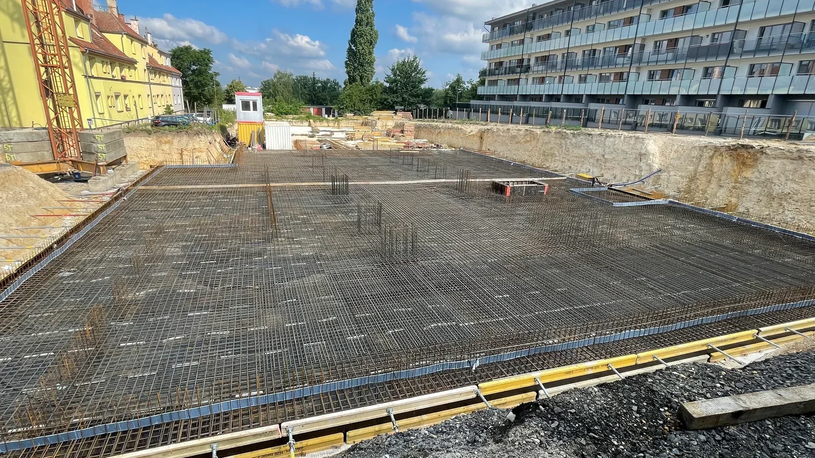 Budowa budynku wielomieszkaniowego w Bolesławcu